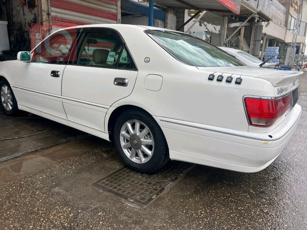 تويوتا كراون